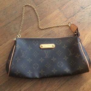 AUTHENTIC💕 Louis Vuitton purse***💕